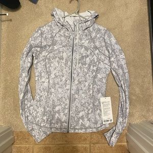 rare lululemon define jacket (hooded)